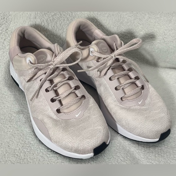 Nike Women's Sneakers in Light Pink and White - Picture 2 of 16